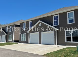 5266 Canyon Cir #C, Newburgh, IN 47630