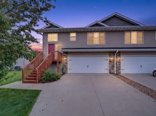 85 N Park Ridge Rd, North Liberty, IA 52317