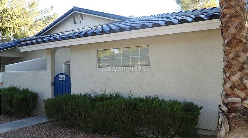 2nd image of 2124 Willowbury Dr Unit A