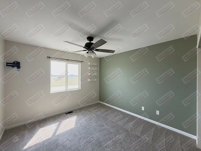 3301 Quacker Ave — Photo 13
