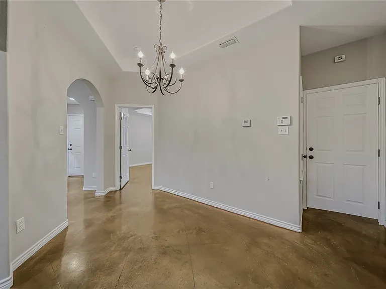6630 Rhine Dr #B — Photo 11