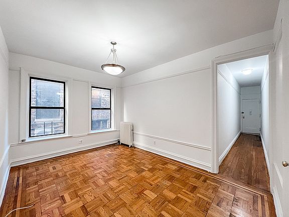 3rd image of 609 W 186th St APT B