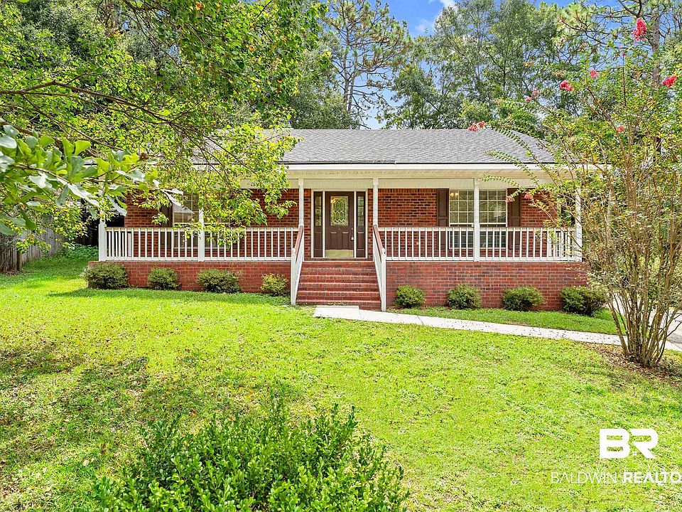 1st image of 255 Maple Cir