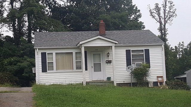 1st image of 719 Forest St