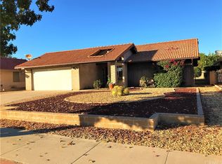 2114 Flame Tree Way, Hemet, CA 92545