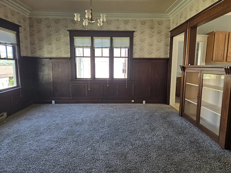 1010 Franklin Ave #1 — Photo 6