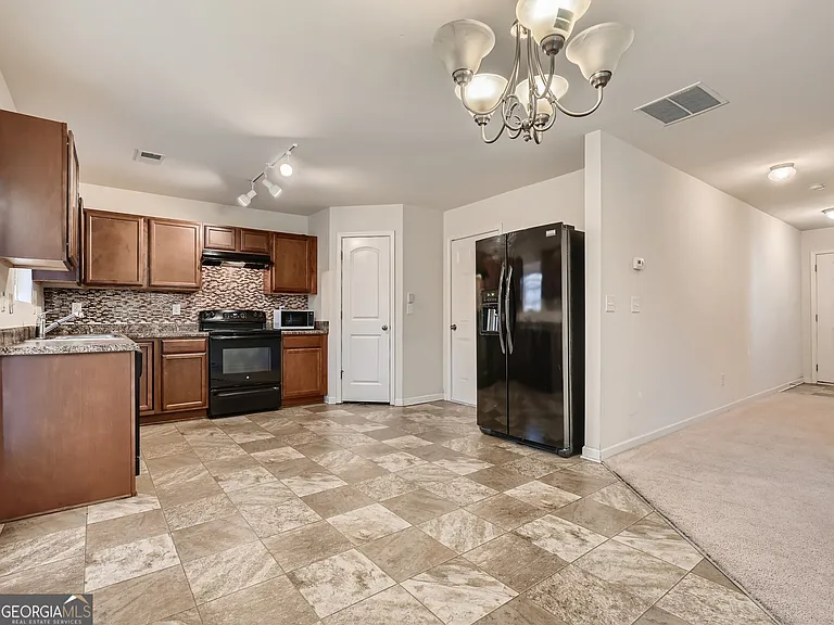 2352 Creel Rd S — Photo 2