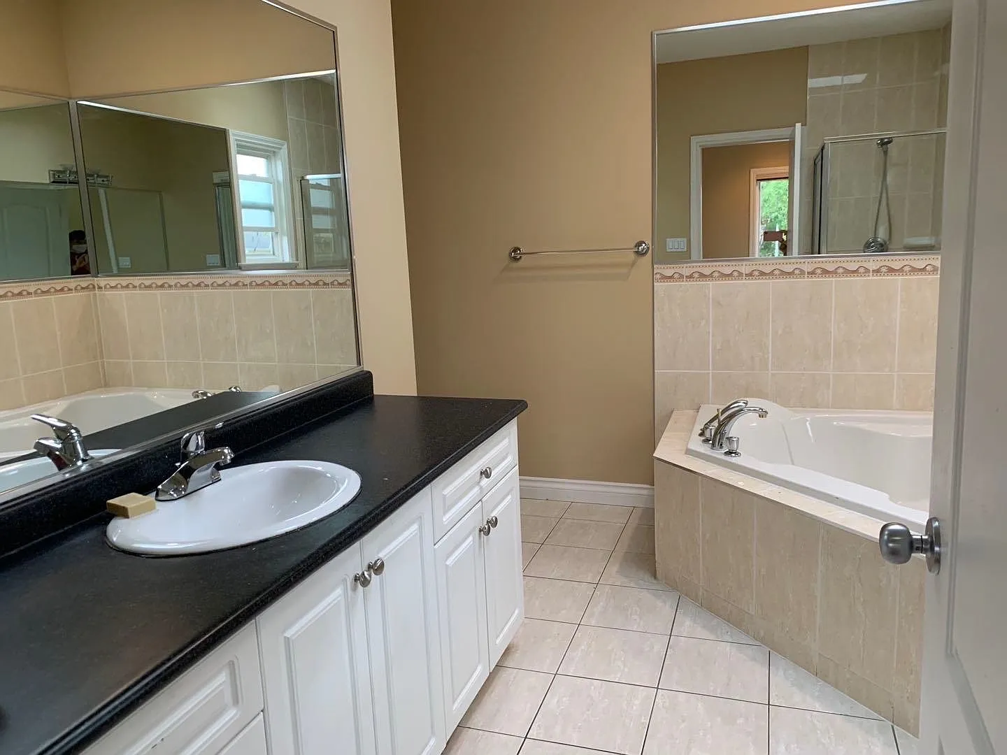1 bed, 500 sqft, $1,400 — Photo 3