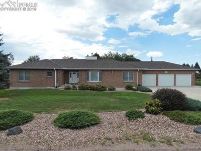 221 Crestridge Ave, Colorado Springs, CO, 80906