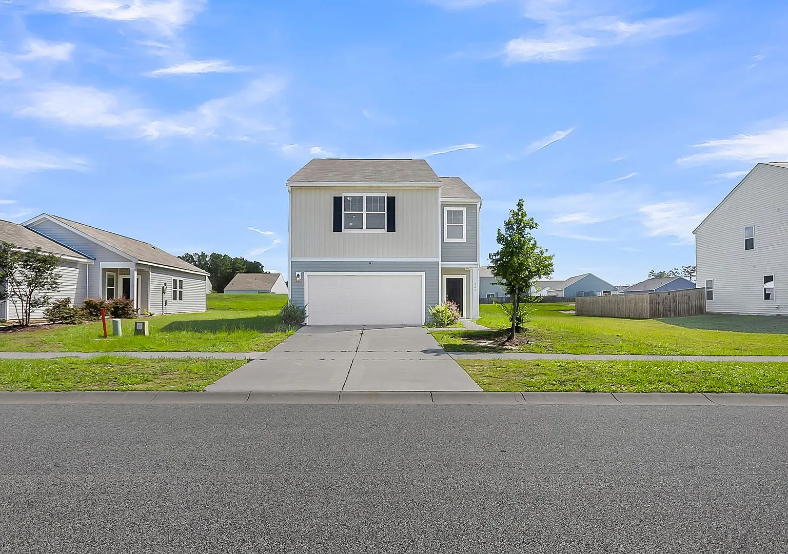 Spacious Living in the Heart of Cane Bay — Photo 2