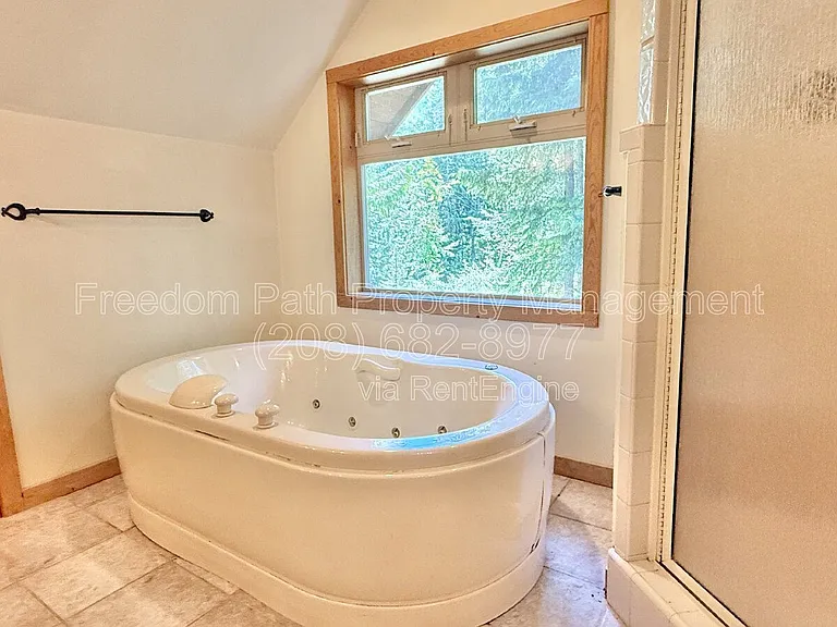 166 Wildwood Ln — Photo 34