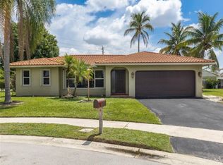 10291 Eastport Ct, Boca Raton, FL 33428