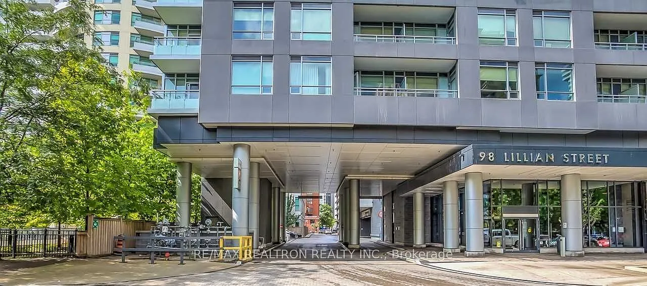 2 bed, $2,600 — Photo 1