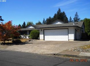 1013 NE 6th Ave, Hillsboro, OR