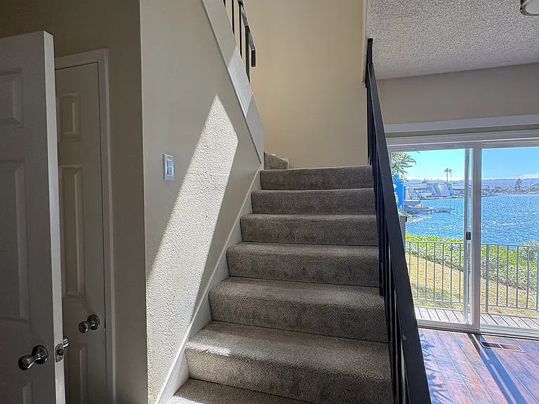 736 Fathom Dr — Photo 10
