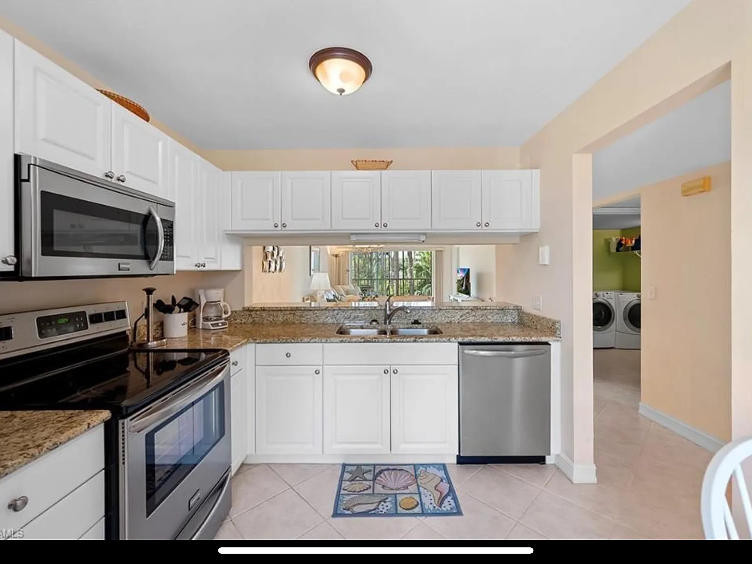 2 bed, 1100 sqft, $1,900 — Photo 3