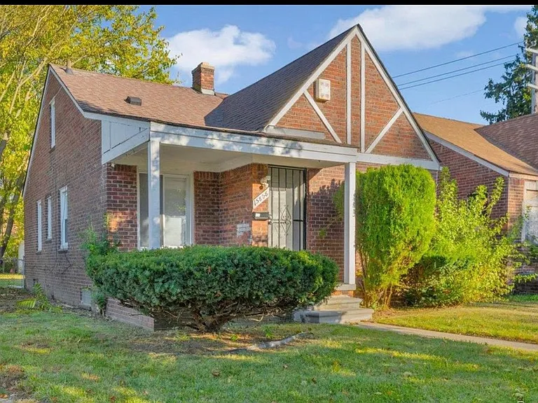 15808 Coyle St — Photo 2