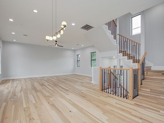 3rd image of 7016 Staffordshire Blvd