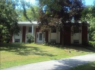 12 Sachson Pl, Wappingers Falls, NY 12590