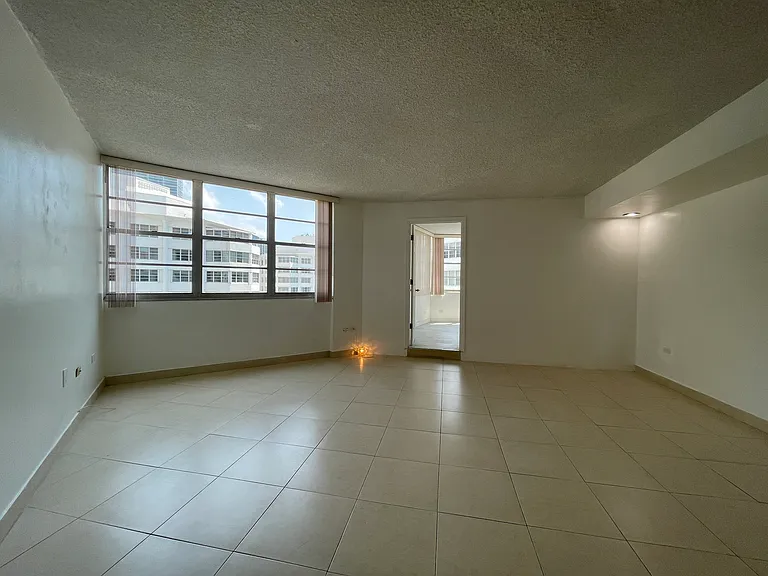 999 Brickell Bay Dr #1805 — Photo 17