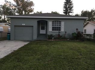 522 Flame Tree Dr, Apollo Beach, FL 33572