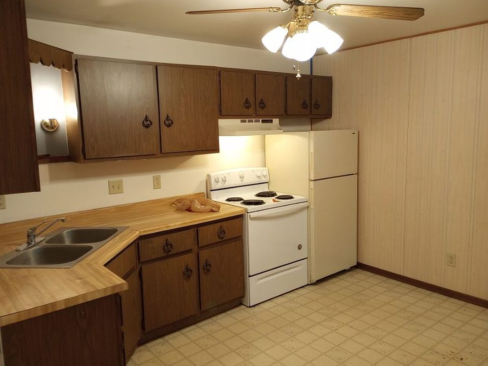 Jelinek Apartments 1 Apartment Rentals Schofield, WI Zillow