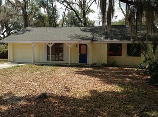 2105 Siloam Springs Dr, Dover, FL 33527