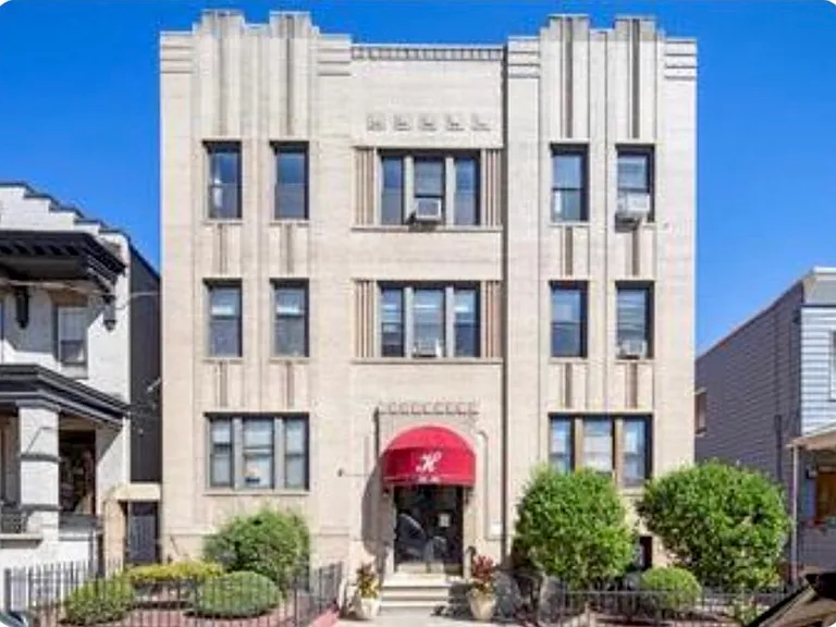 38 Highland Ave #C3 — Photo 11