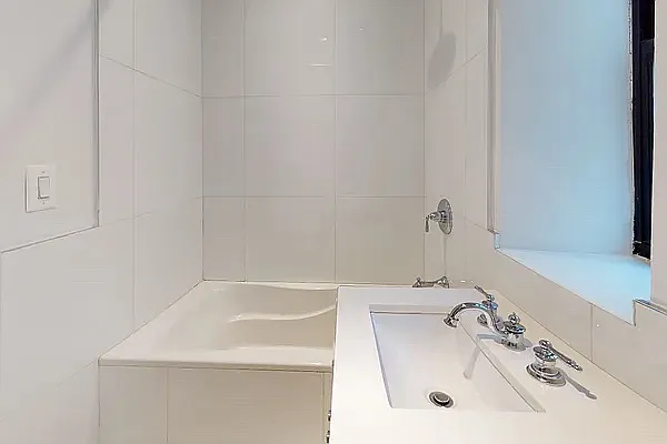 Rented by C2R Management LLC | media 8