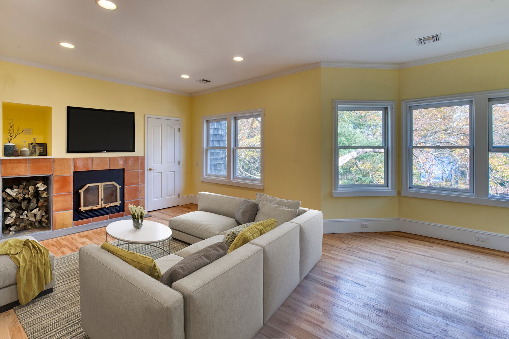  Den or Lounge with Fireplace
