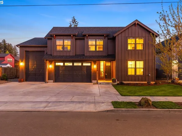 1010 SE Darrow Rd, Estacada, OR 97023