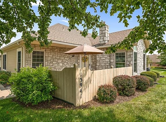 2nd image of 13941 Kenneth Ct