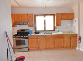 118 Sagamore St #2, Quincy, MA 02171