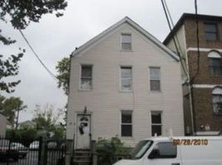 38 Rome St, Newark, NJ 07105