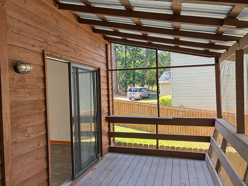 2 bed, 2.5 bath, 1252 sqft, $1,250 — Photo 4