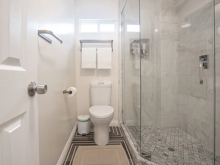 11817 Darlington Ave #7 — Photo 9