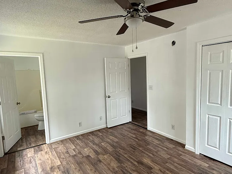 1105 Jones Ave — Photo 4