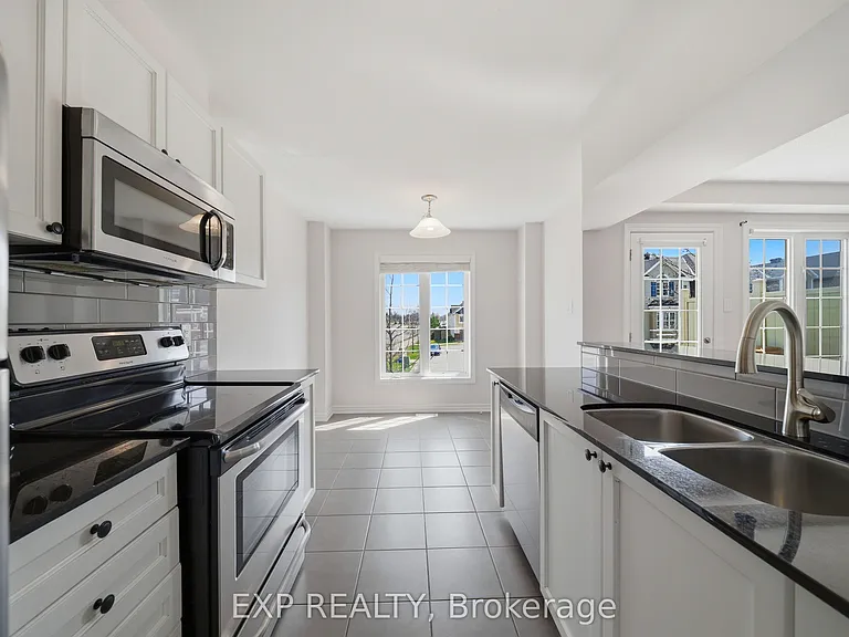 429 Rosingdale St — Photo 9