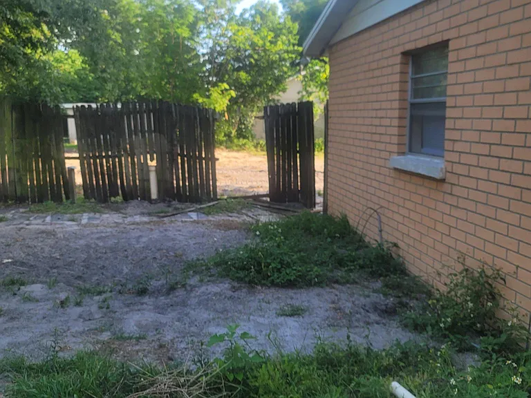 1133 Edith Ave — Photo 14
