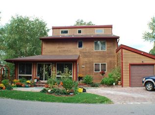 4987 Lerch Dr, Shady Side, MD 20764