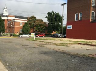 700 7th St, Moundsville, WV 26041