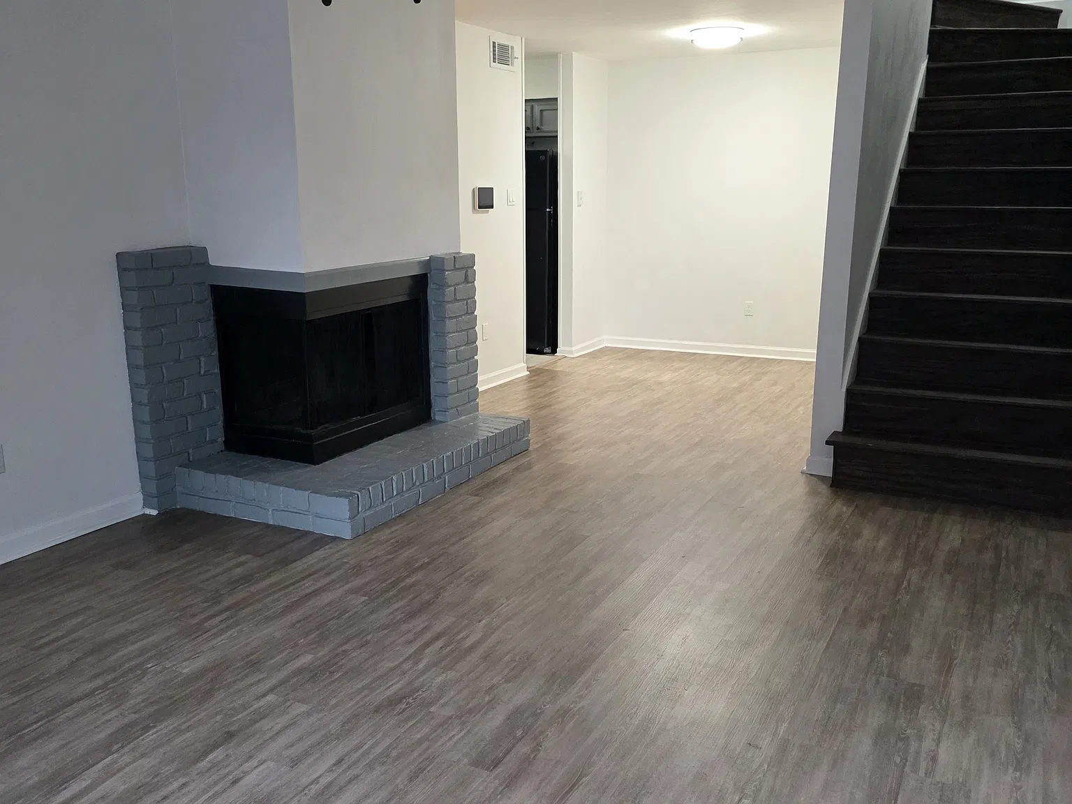 4923 Kennesaw Dr — Photo 1