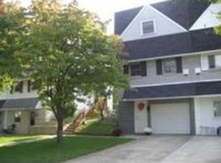 1722 Kendrick Ln, Norristown, PA