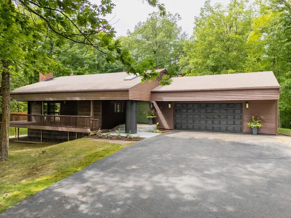 3711 Golf Course Rd, Grand Rapids, MN 55744