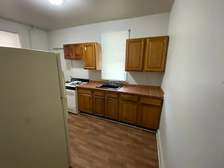 2453 Reel St — Photo 3