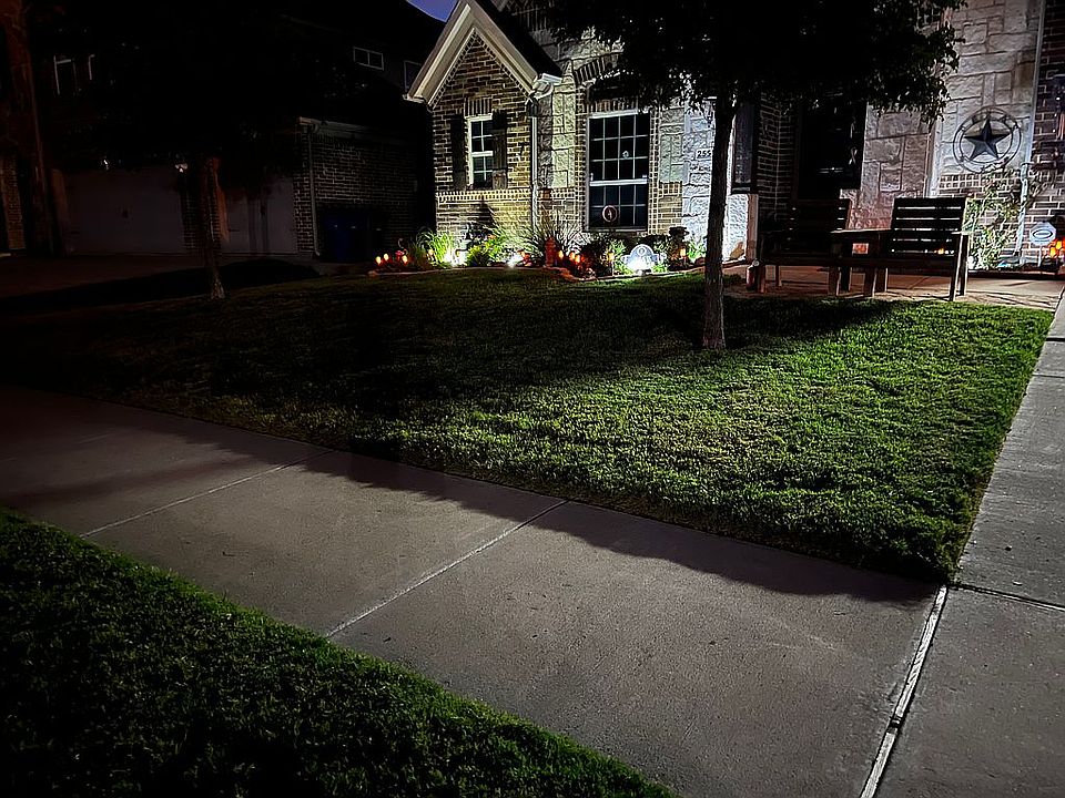 Street view at night 
