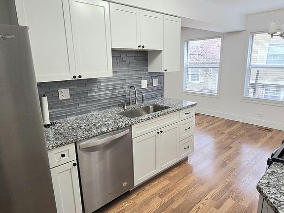 2nd image of 382 Birchwood Ct #382