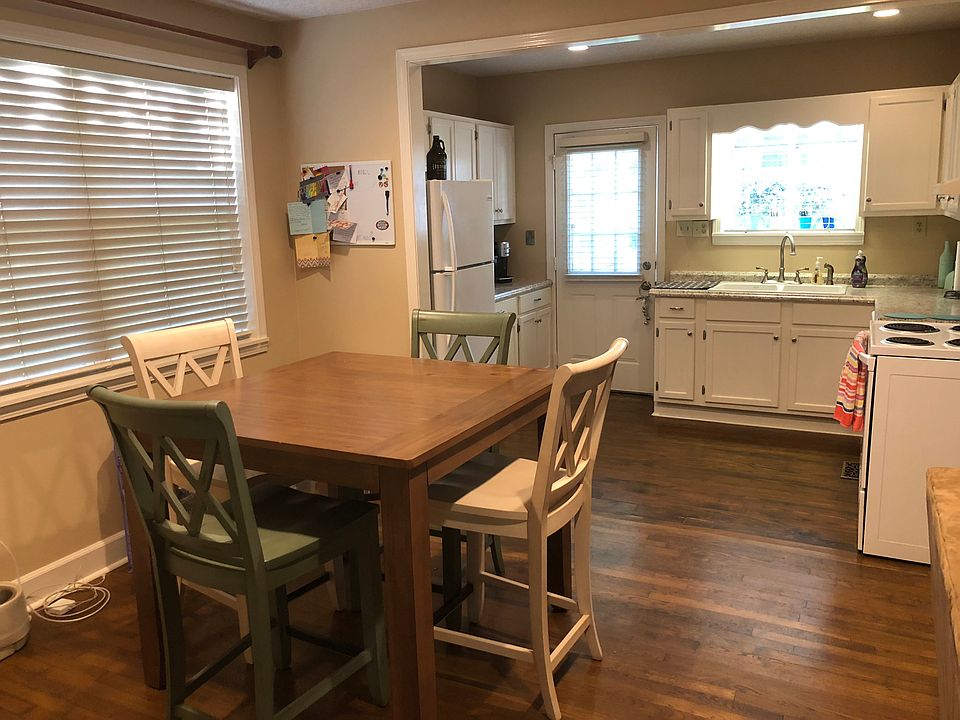 Dinning Room/Kitchen