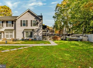 3 Grant Ln, Berlin, NJ 08009