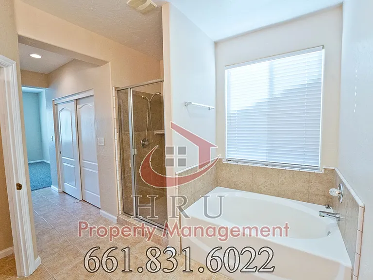 10907 Delicato Ct — Photo 16